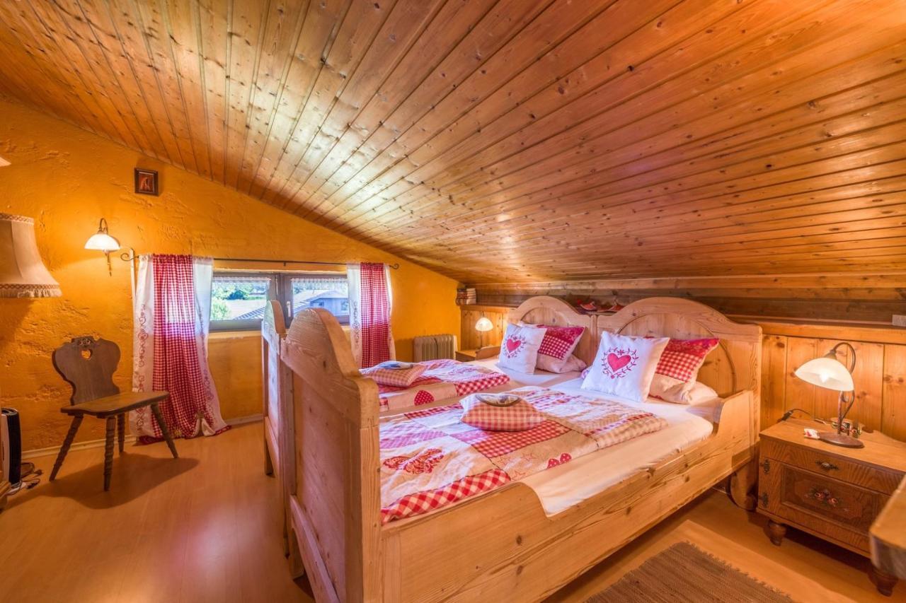 Direkt Zwischen Chiemsee U Alpen Dg بيرناو ام شيمسي المظهر الخارجي الصورة