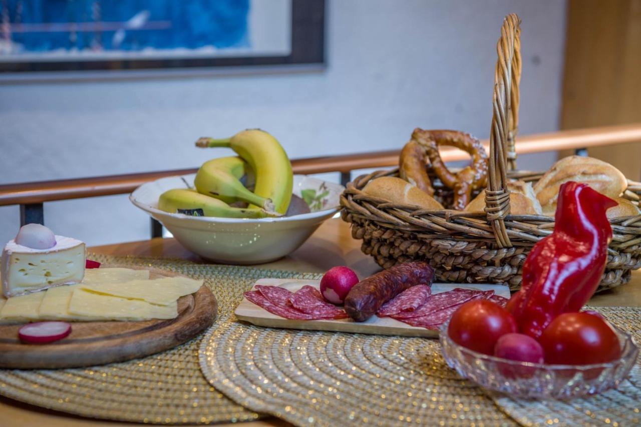 Direkt Zwischen Chiemsee U Alpen Dg بيرناو ام شيمسي المظهر الخارجي الصورة