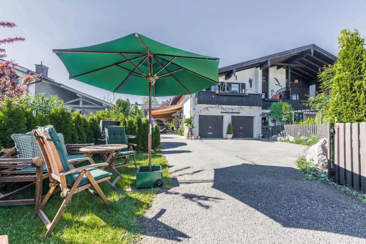 Direkt Zwischen Chiemsee U Alpen Dg بيرناو ام شيمسي المظهر الخارجي الصورة